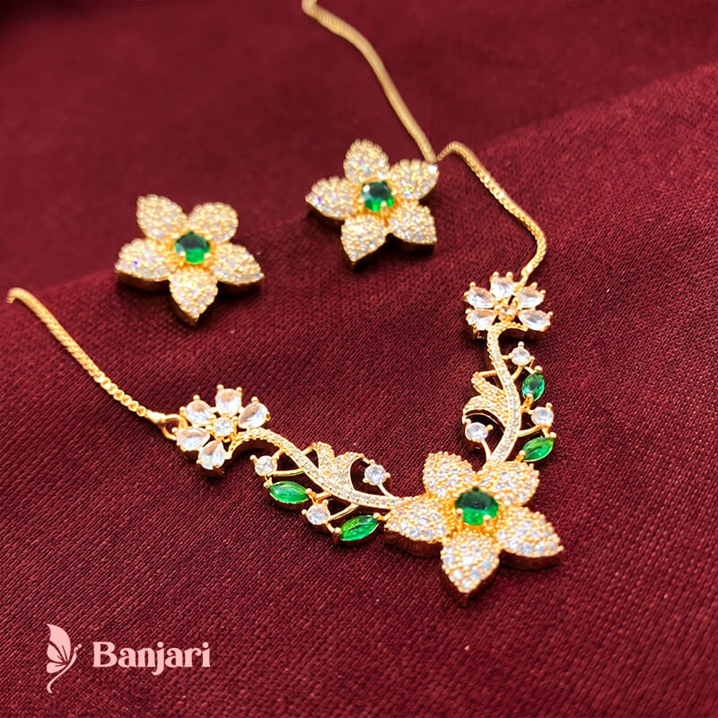 Garden of Elegance: 1 Carat Zircon Floral Locket Set